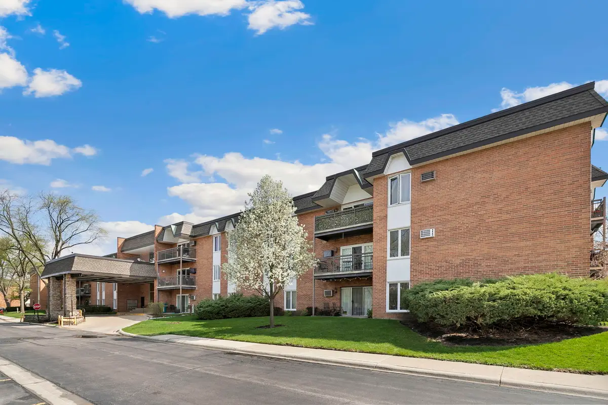 4250 Saratoga Avenue #L214, Downers Grove, IL 60515 - #1