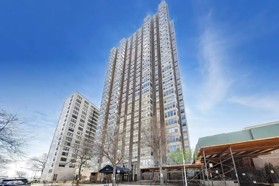 525 W Hawthorne Place #606, Chicago, IL 60657 - #3