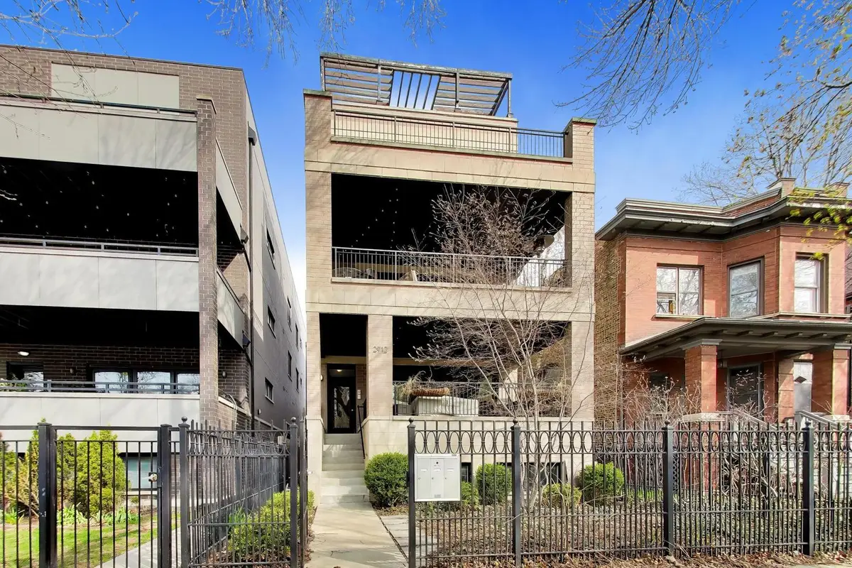 2912 W Shakespeare Avenue #2, Chicago, IL 60647 - #1