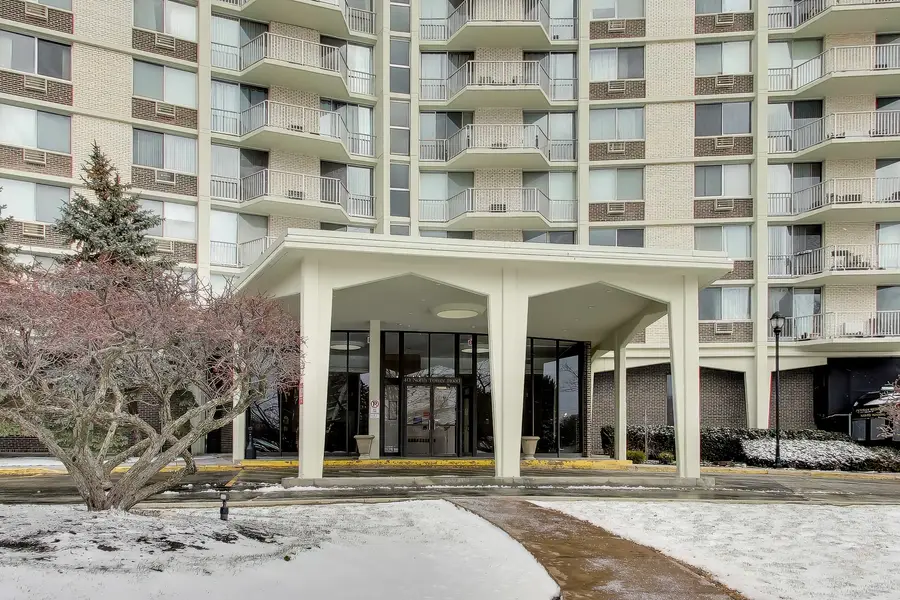 40 N Tower Road #16N, Oak Brook, IL 60523 - #2