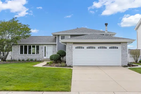 2217 Manico Drive, Crest Hill, IL 60403