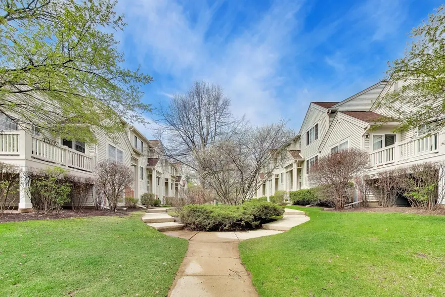 18 New Haven Drive #18, Cary, IL 60013 - #2