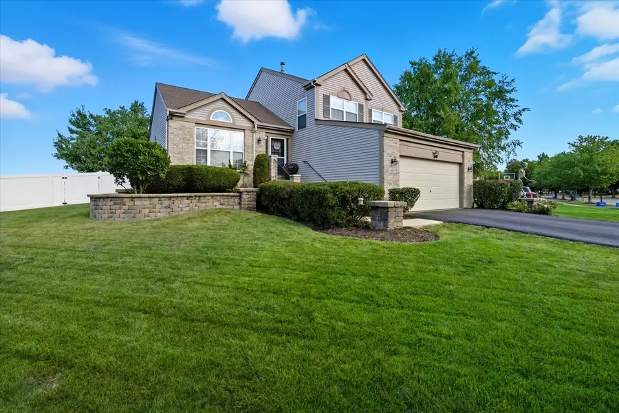 1600 Prairieview Boulevard, Bolingbrook, IL 60490 - #2