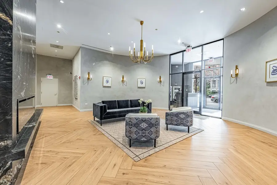 340 W Superior Street #1006, Chicago, IL 60654 - #2