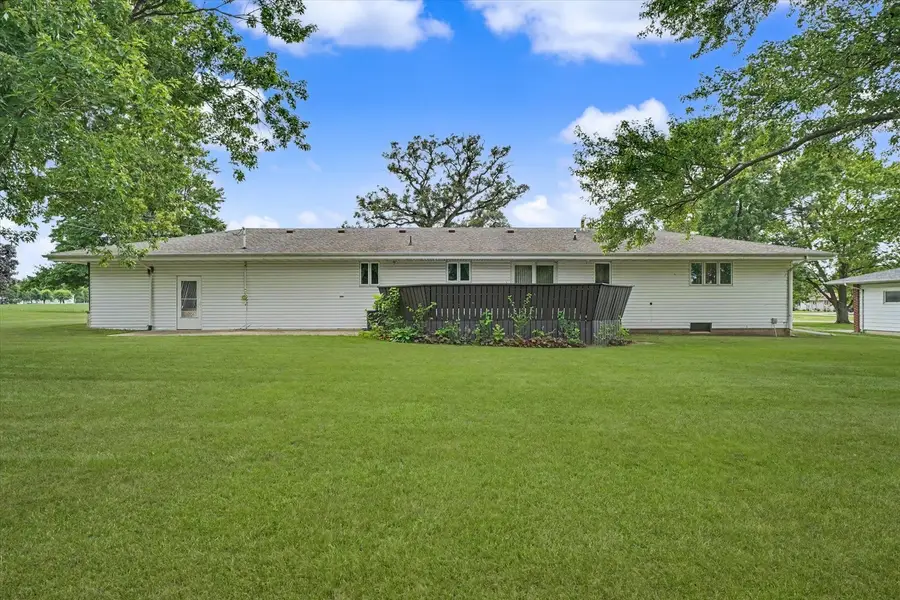 208 W Cemetery Road, Roberts, IL 60962 - #3