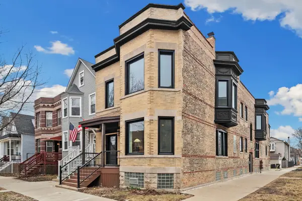 3354 N Whipple Street #1F, Chicago, IL 60618