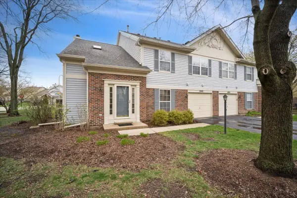 1099 Quaker Hill Court #1099, Elgin, IL 60120