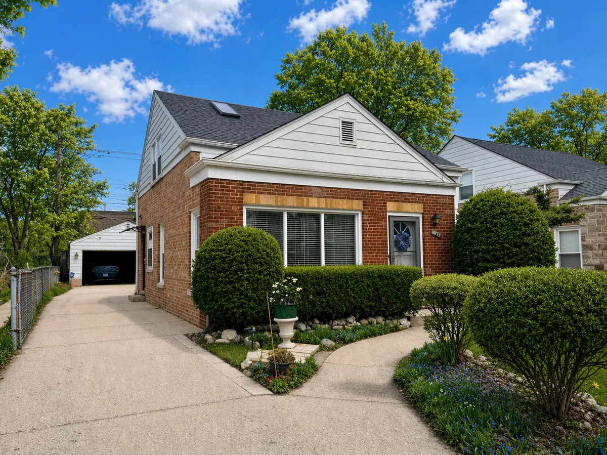 9153 Laramie Avenue, Skokie, IL 60077 - #1