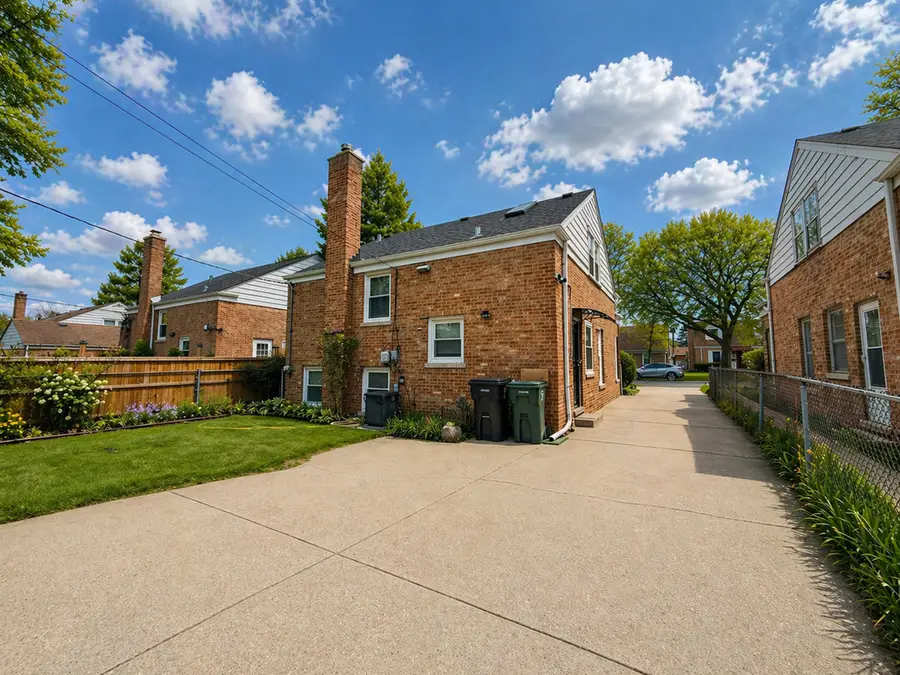 9153 Laramie Avenue, Skokie, IL 60077 - #2