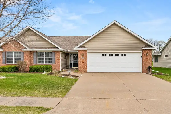 206 Brookview Lane, Durant, IA 52747
