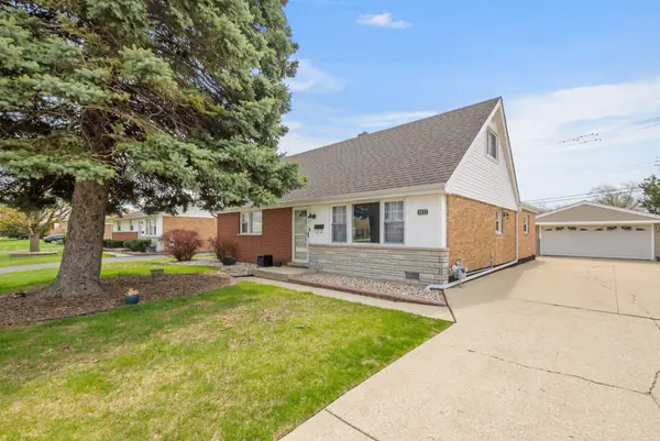 6937 Stanford Drive, Bridgeview, IL 60455