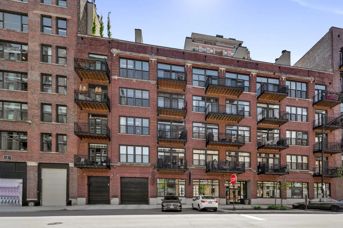 375 W Erie Street #408, Chicago, IL 60610 - #1