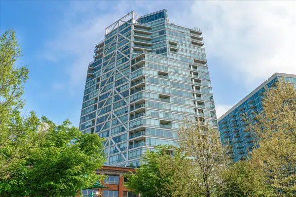 510 W Erie Street #1801, Chicago, IL 60654