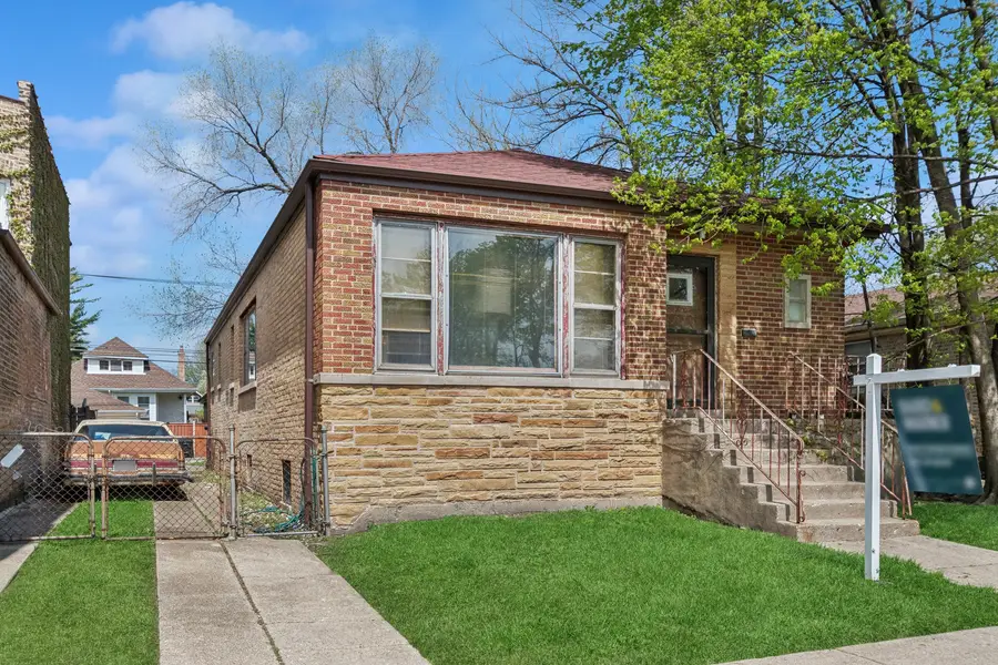 2636 W Pratt Boulevard, Chicago, IL 60645 - #2