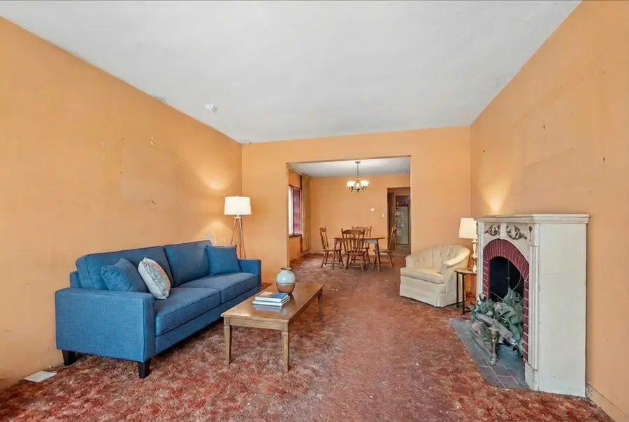 2636 W Pratt Boulevard, Chicago, IL 60645 - #3