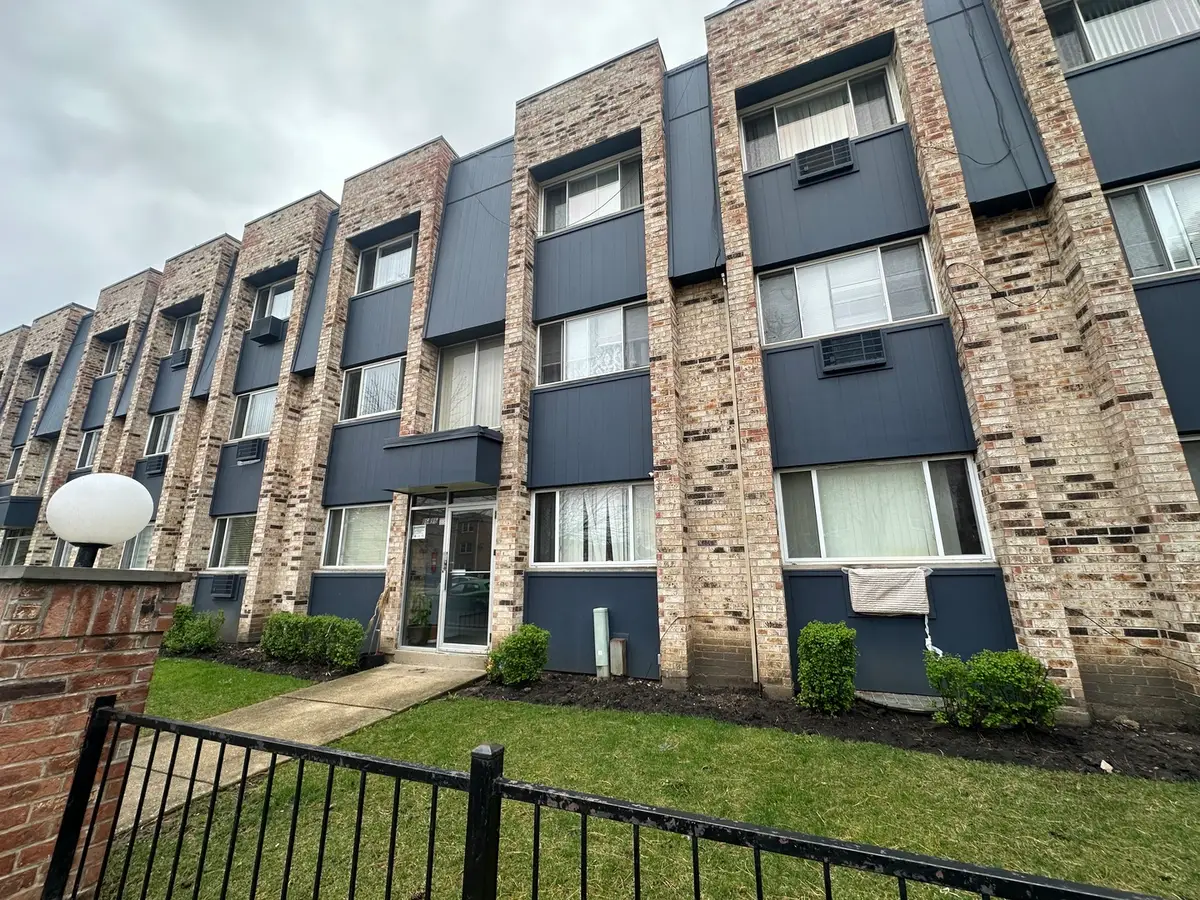 8649 1/2 W Foster Avenue #1B, Chicago, IL 60656 - #1