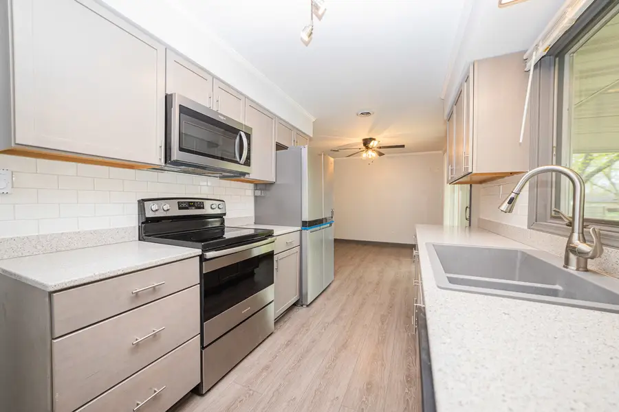 307 Illini Drive, Minooka, IL 60447 - #3