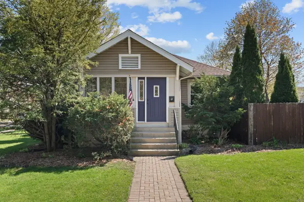 241 E Terra Cotta Avenue, Crystal Lake, IL 60014
