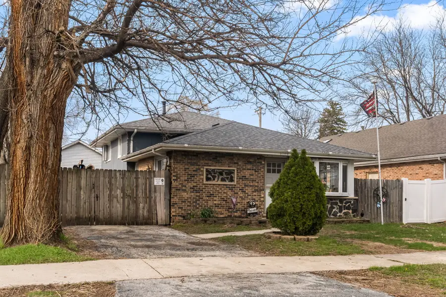 6140 W 99th Street, Oak Lawn, IL 60453 - #2