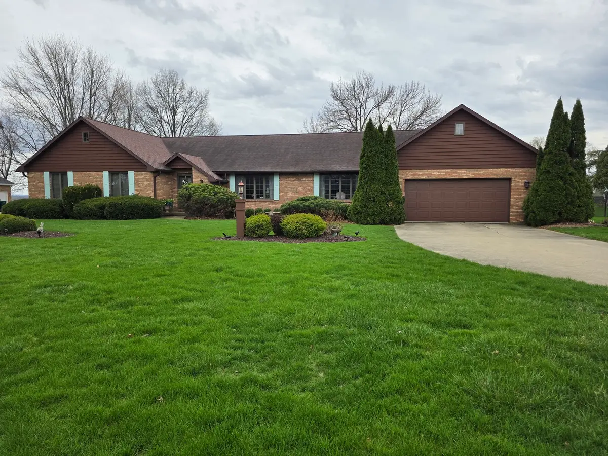 47 Carriage Hill Court, Sterling, IL 61081 - #1