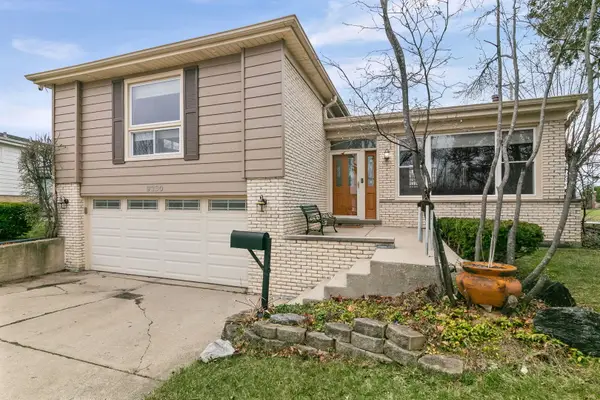 9330 Murray Court, Morton Grove, IL 60053