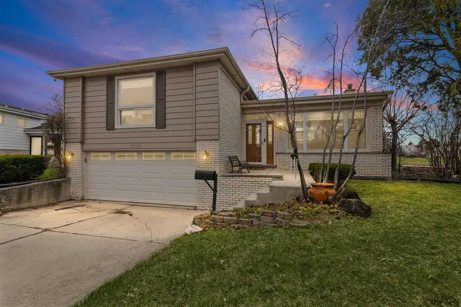 9330 Murray Court, Morton Grove, IL 60053 - #2