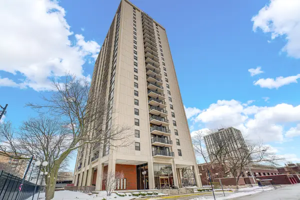 2605 S Indiana Avenue #402, Chicago, IL 60616