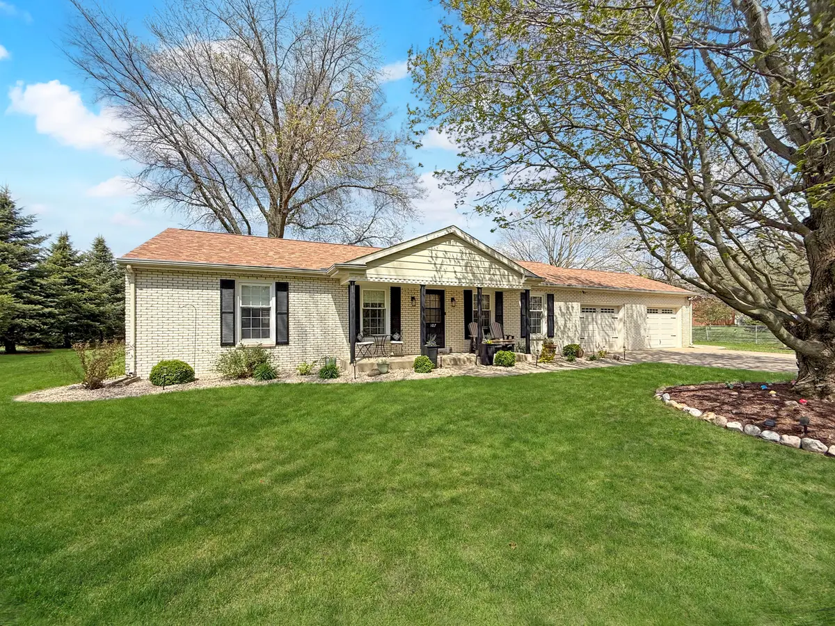 107 W Third Street, Broadlands, IL 61816 - #1