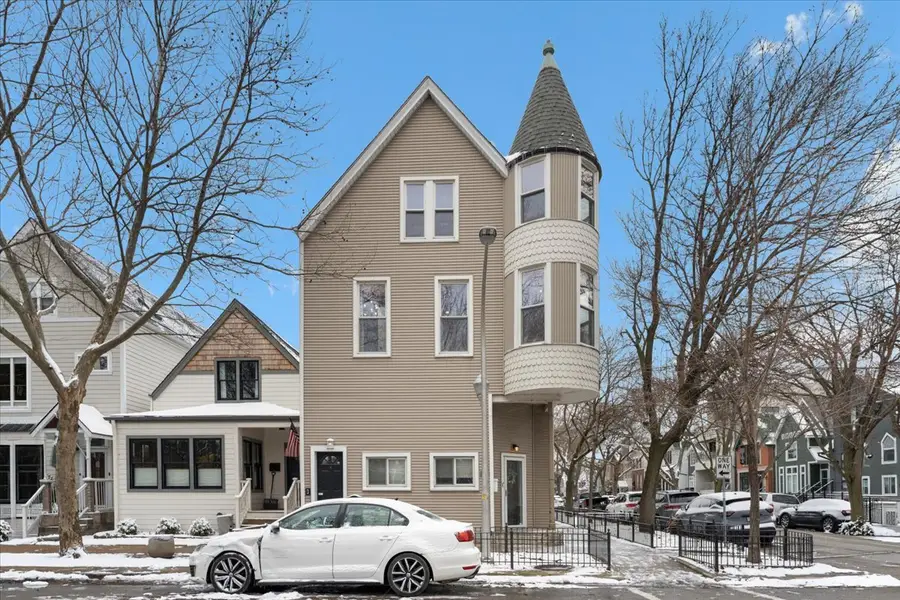 3058 N Hoyne Avenue #2F, Chicago, IL 60618 - #2