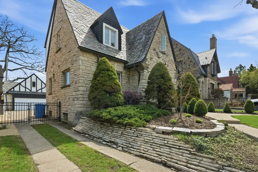 9011 S Leavitt Street, Chicago, IL 60643 - #2