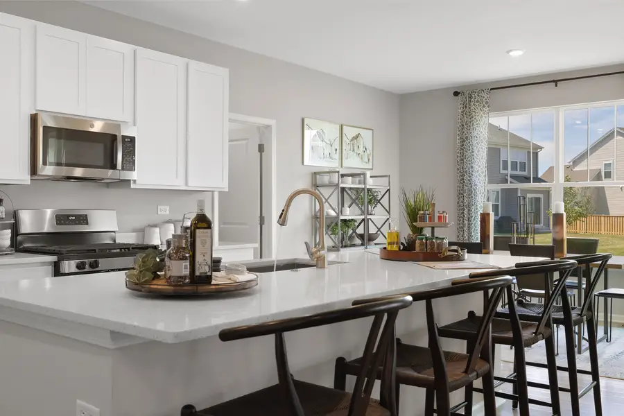 550 Ayre Drive, Elgin, IL 60124 - #3