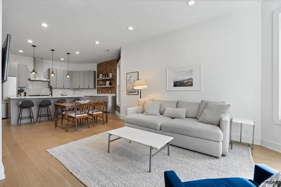 3432 W Belden Avenue #1, Chicago, IL 60647 - #2