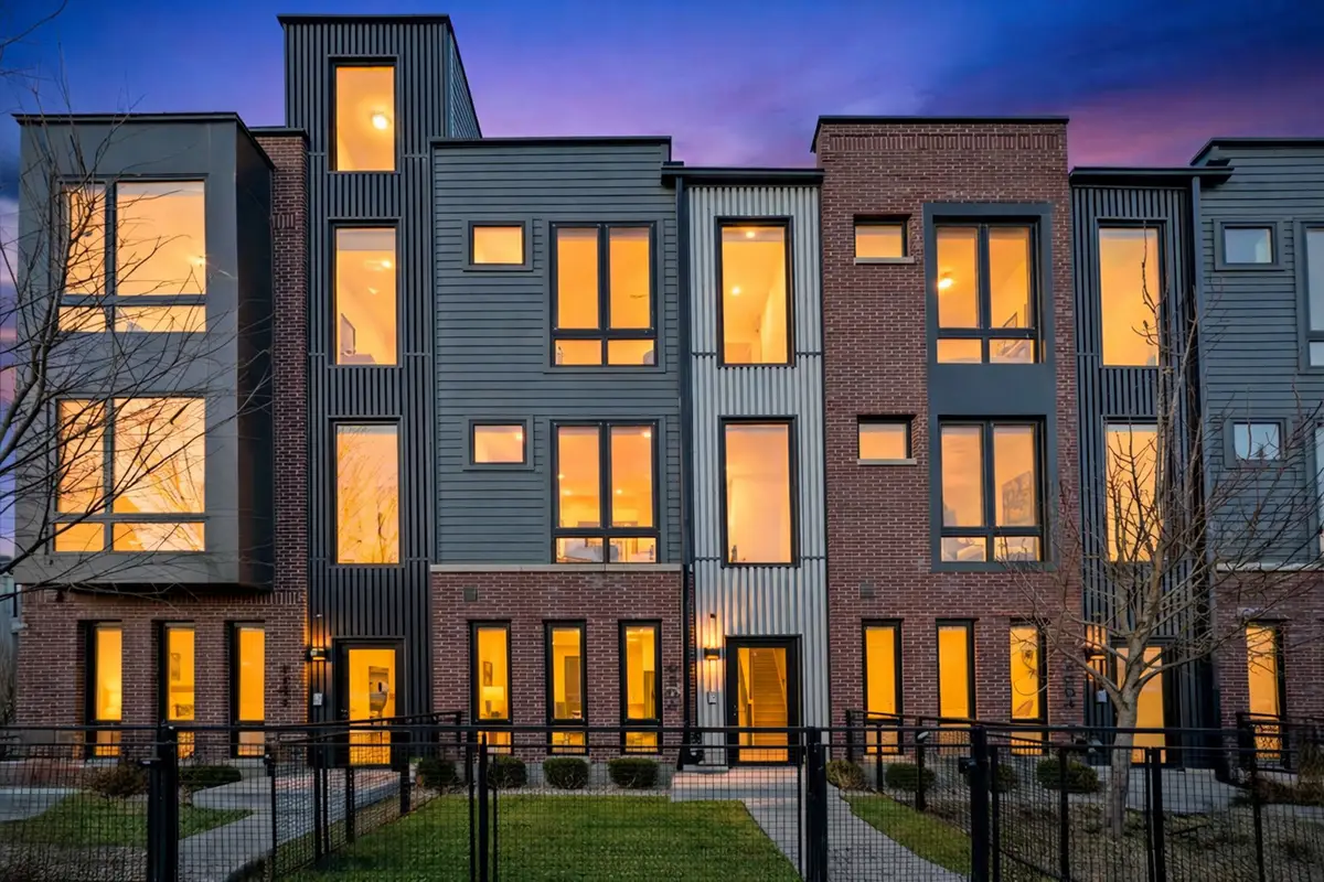 4232 W Belmont Avenue #4, Chicago, IL 60641 - #1