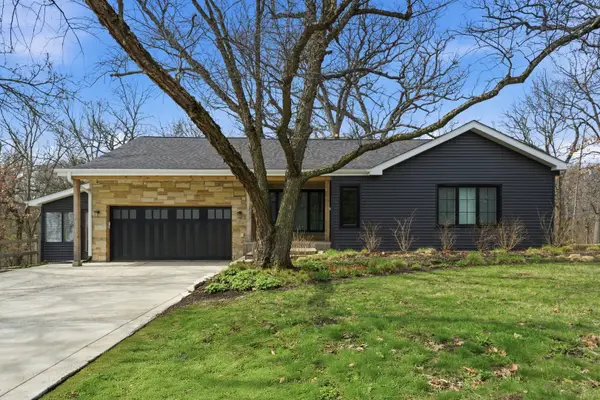 11904 S 86th Avenue, Palos Park, IL 60464