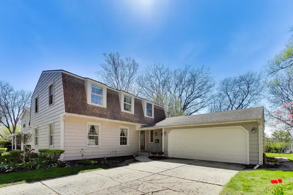 1222 S Patton Avenue, Arlington Heights, IL 60005