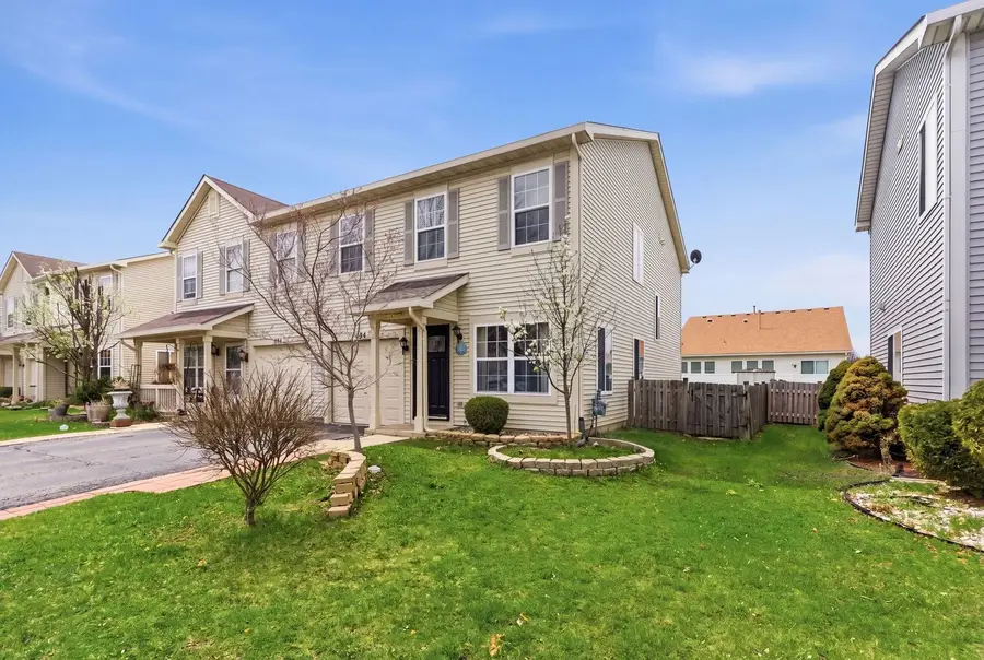 688 S Shannon Drive, Romeoville, IL 60446 - #2