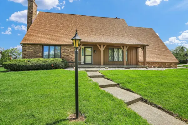 1 Lyndhurst Place, Champaign, IL 61820