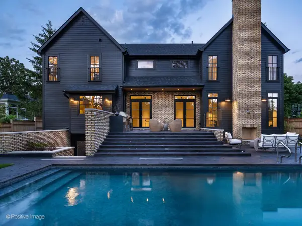 1180 Oak Ridge Drive, Glencoe, IL 60022