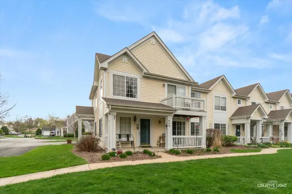 649 Lincoln Station Drive #1302, Oswego, IL 60543