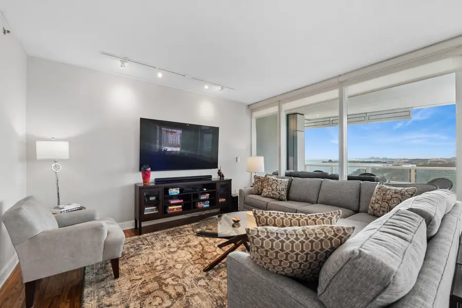 340 E Randolph Street #907, Chicago, IL 60601 - #2