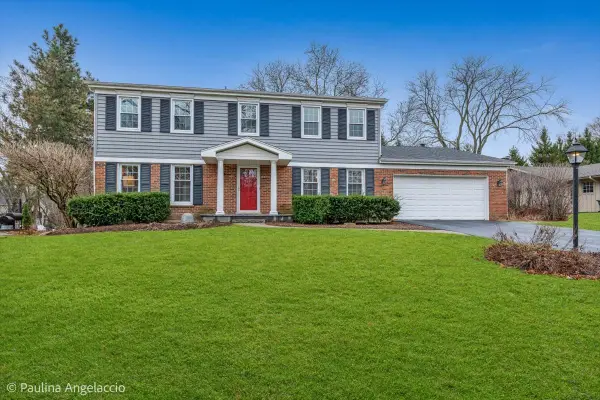 590 Red Barn Lane, Barrington, IL 60010