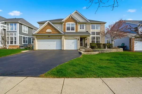 392 E 17th Place, Lombard, IL 60148
