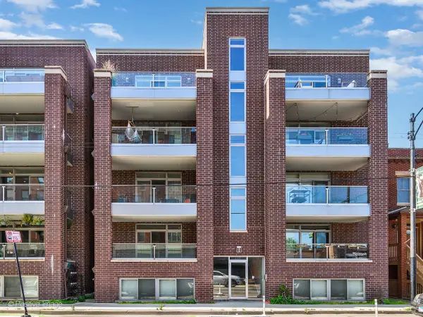 2707 W Belmont Avenue #4W, Chicago, IL 60618