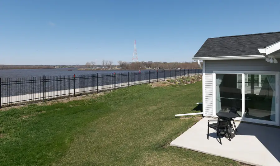 181 Beacon Harbor Circle, East Moline, IL 61244 - #2