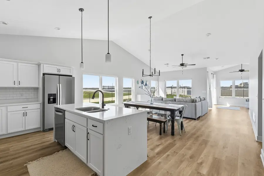 181 Beacon Harbor Circle, East Moline, IL 61244 - #3