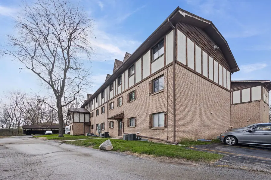 2815 Glenwood Lansing Road #205, Lynwood, IL 60411 - #3