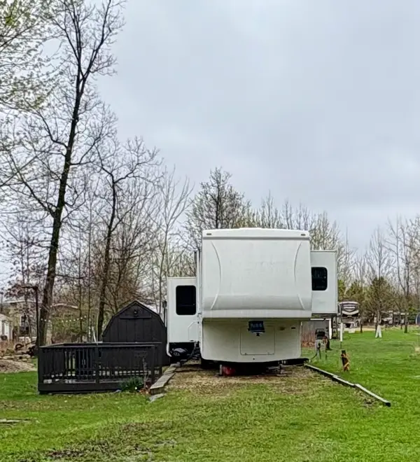 20/57 Woodhaven, Sublette, IL 61367