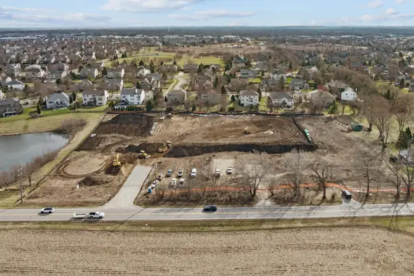 Unit 9A Prairie Grove Drive, Geneva, IL 60134