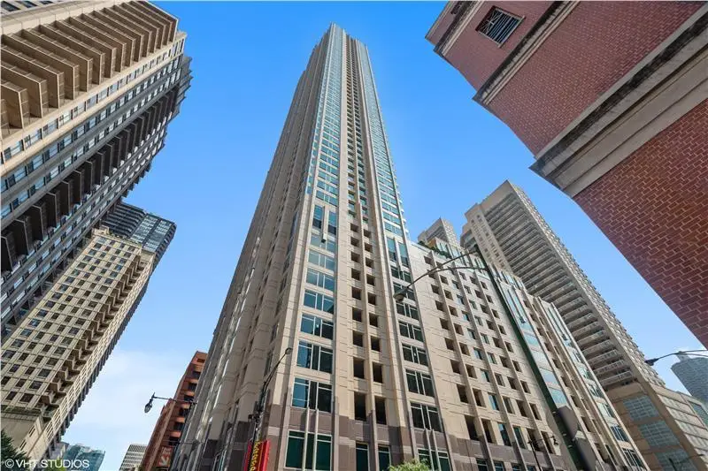 33 W Ontario Street #32C, Chicago, IL 60654 - #1