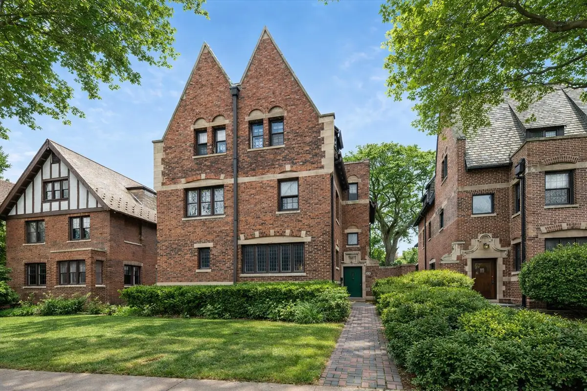 5309 S Greenwood Avenue, Chicago, IL 60615 - #1